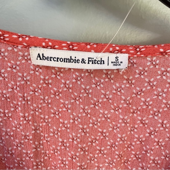 NWOT Abercrombie & Fitch Coral Peplum Cottagecore Floral Fairy Blouse Size Small - Picture 6 of 11
